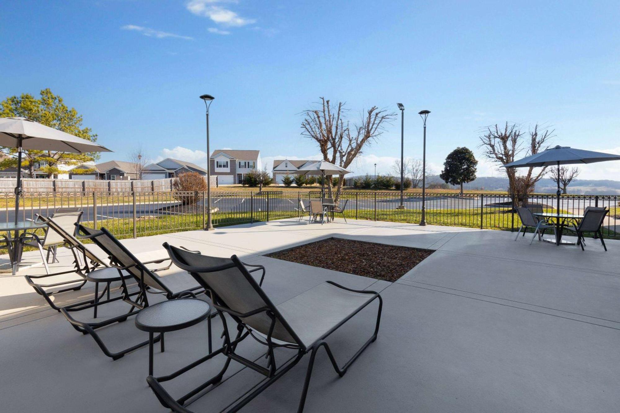 La Quinta By Wyndham Loudon Otel Dış mekan fotoğraf