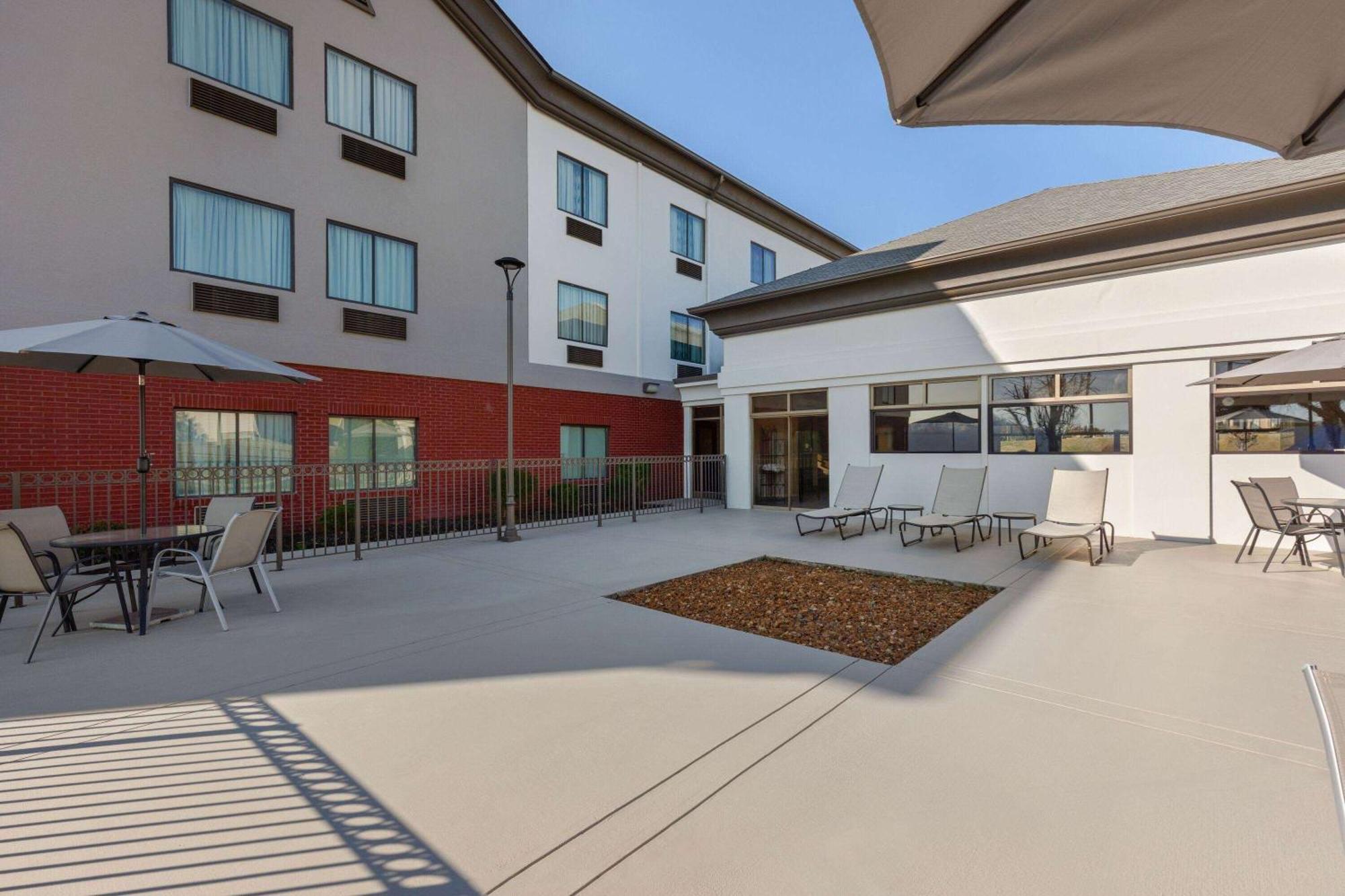 La Quinta By Wyndham Loudon Otel Dış mekan fotoğraf