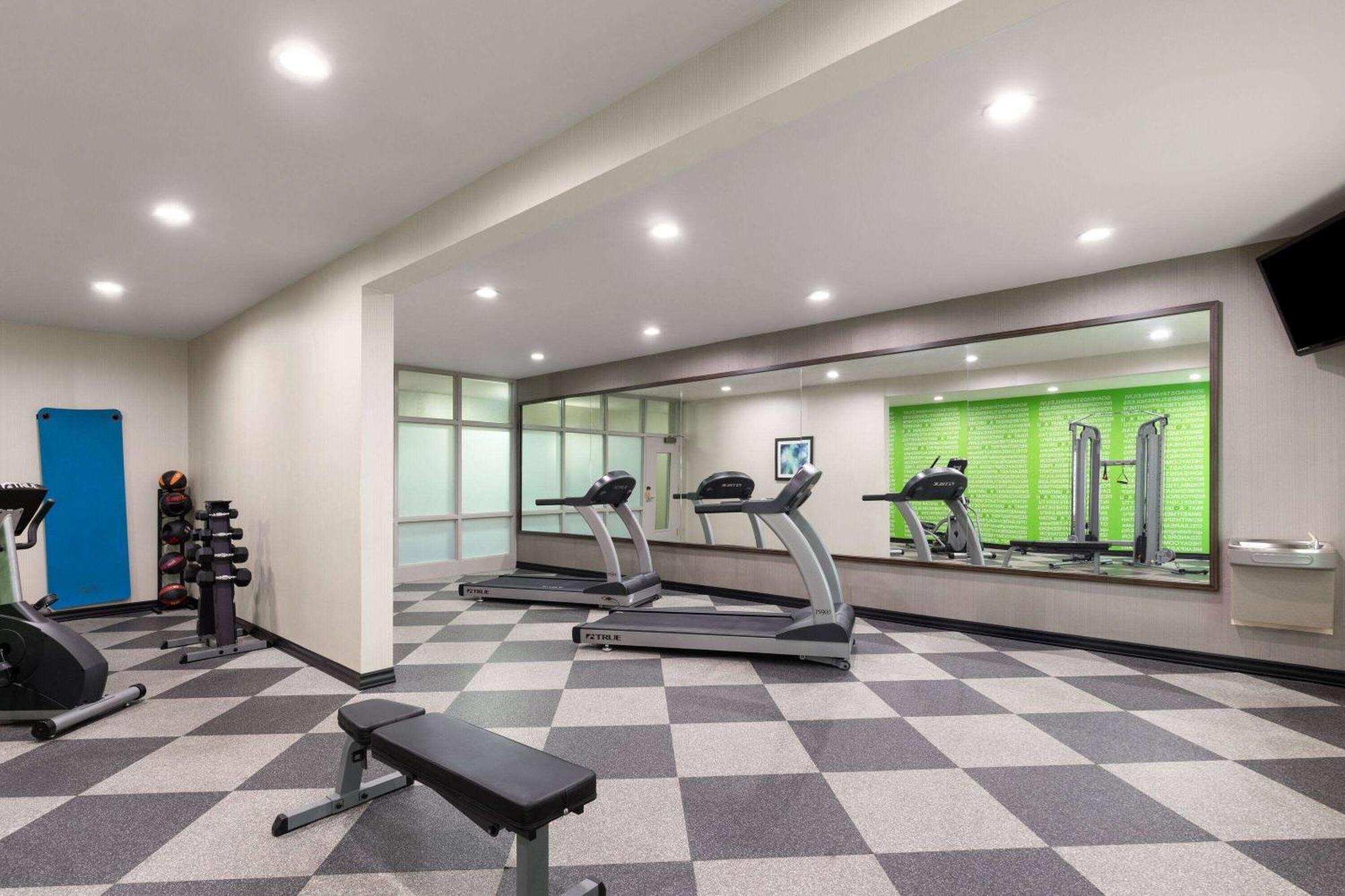 La Quinta By Wyndham Loudon Otel Dış mekan fotoğraf